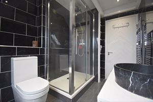 Photo 1- click for photo gallery